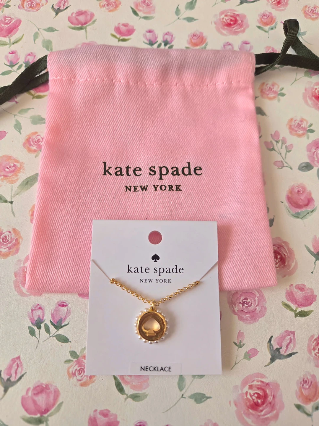 Kate Spade "Spot The Spade" Necklace - photo 2