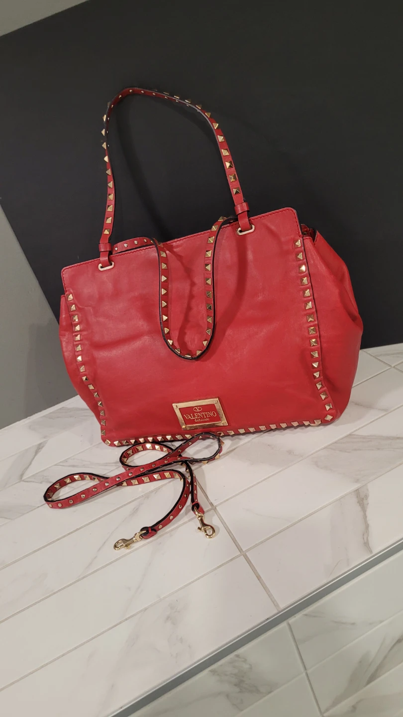 Authentic Valentino Bag PRICE FIRM. - photo 2