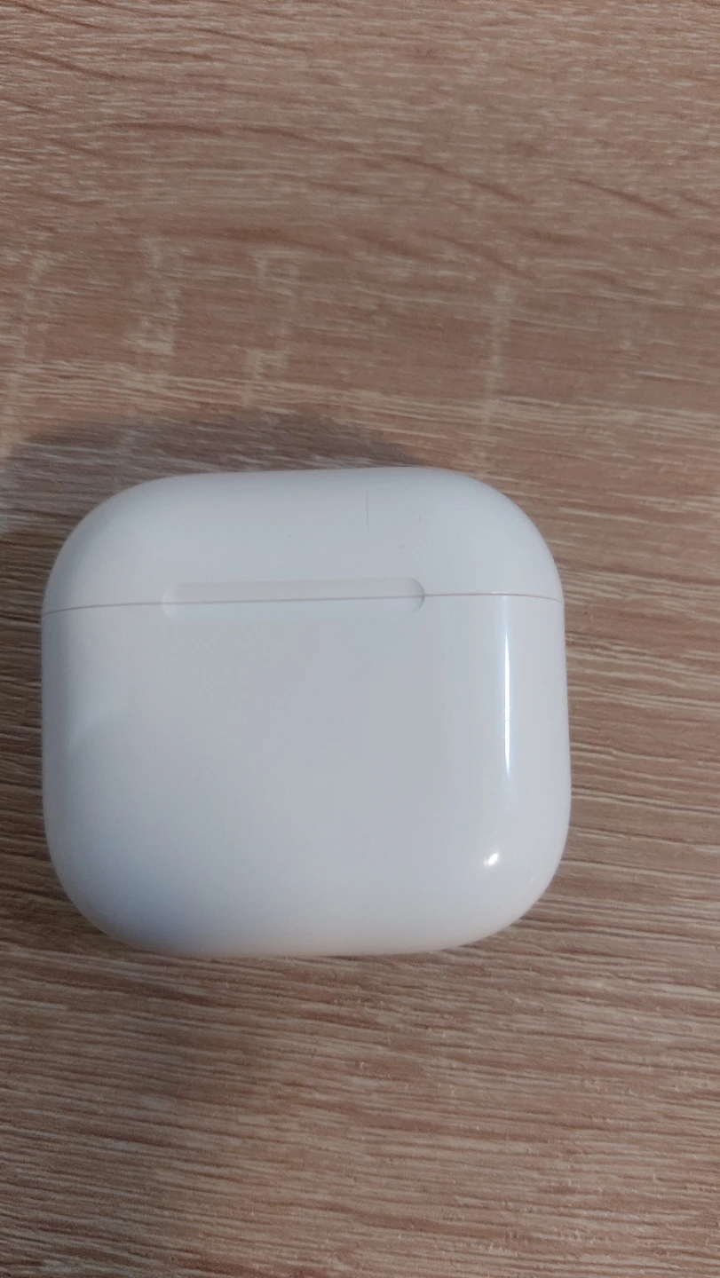 Apple AirPods 4rd Gen with Active Noise Cancellation - photo 3