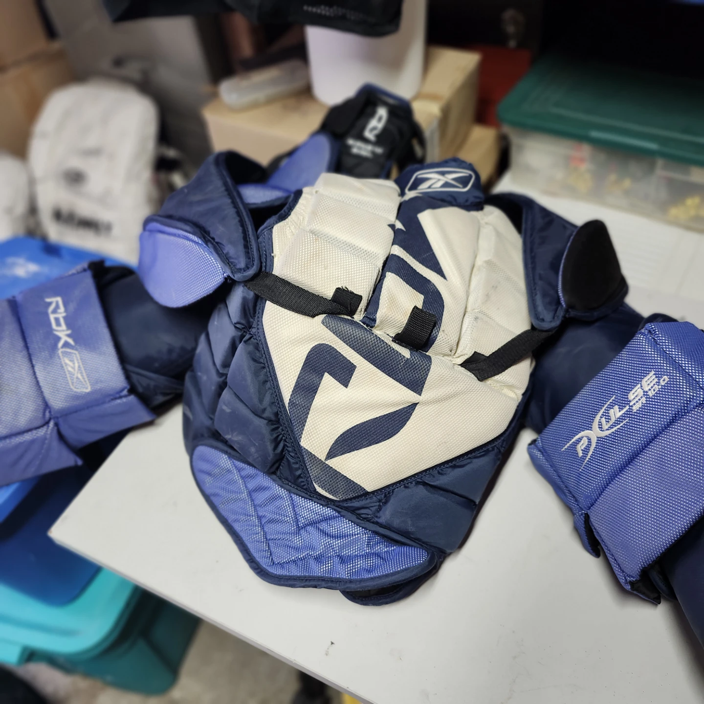 Reebok AB XPULSE 10.0 SR PRO-L Goalie Chest Protector