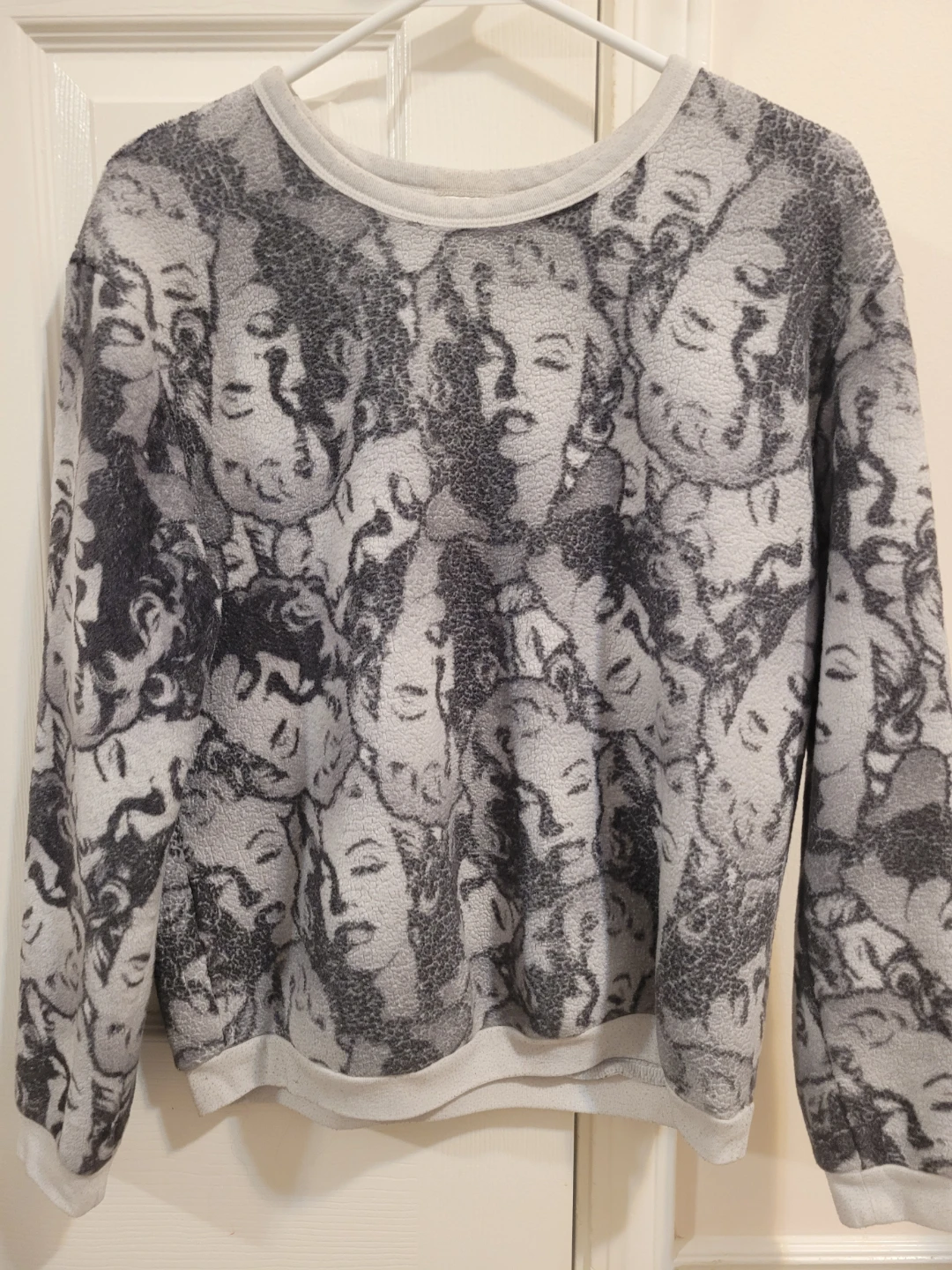Marilyn Monroe Graphic Print Fleece Sweatshirt