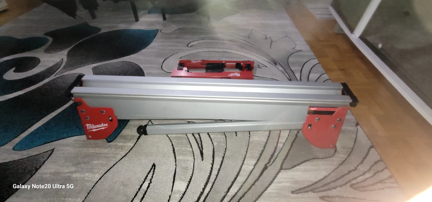 Milwaukee Folding Saw Stand NEED GONE ASAP! - photo 2