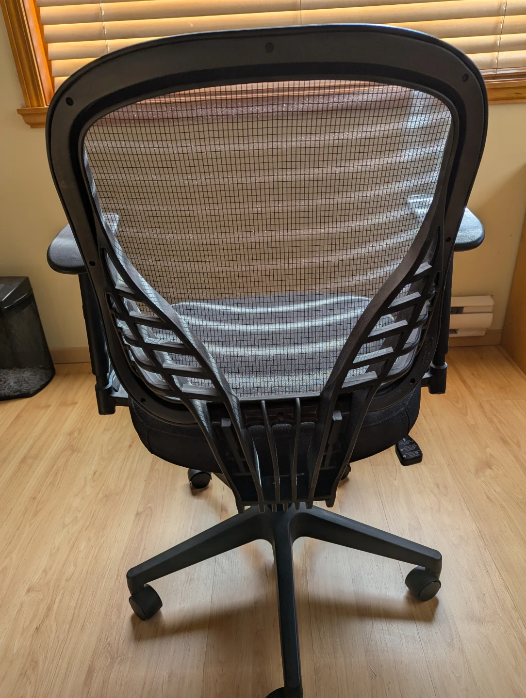Office Chair - photo 3