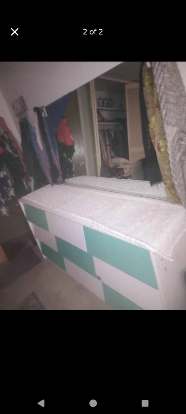 Dresser with Mirror - photo 2