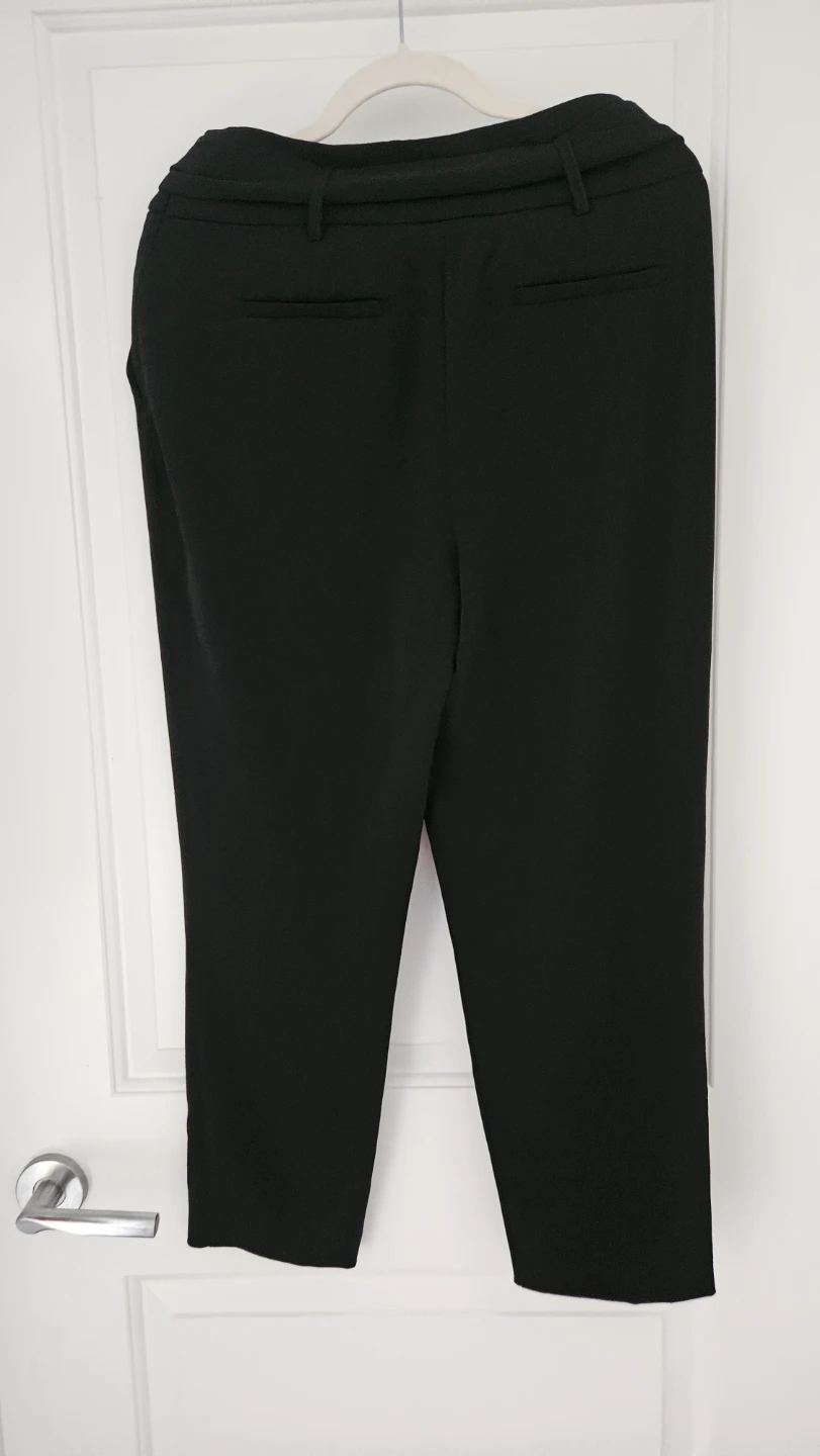 Size 6 Medium, Black Paperbag Waist Pants by Maison Cinquante - photo 3