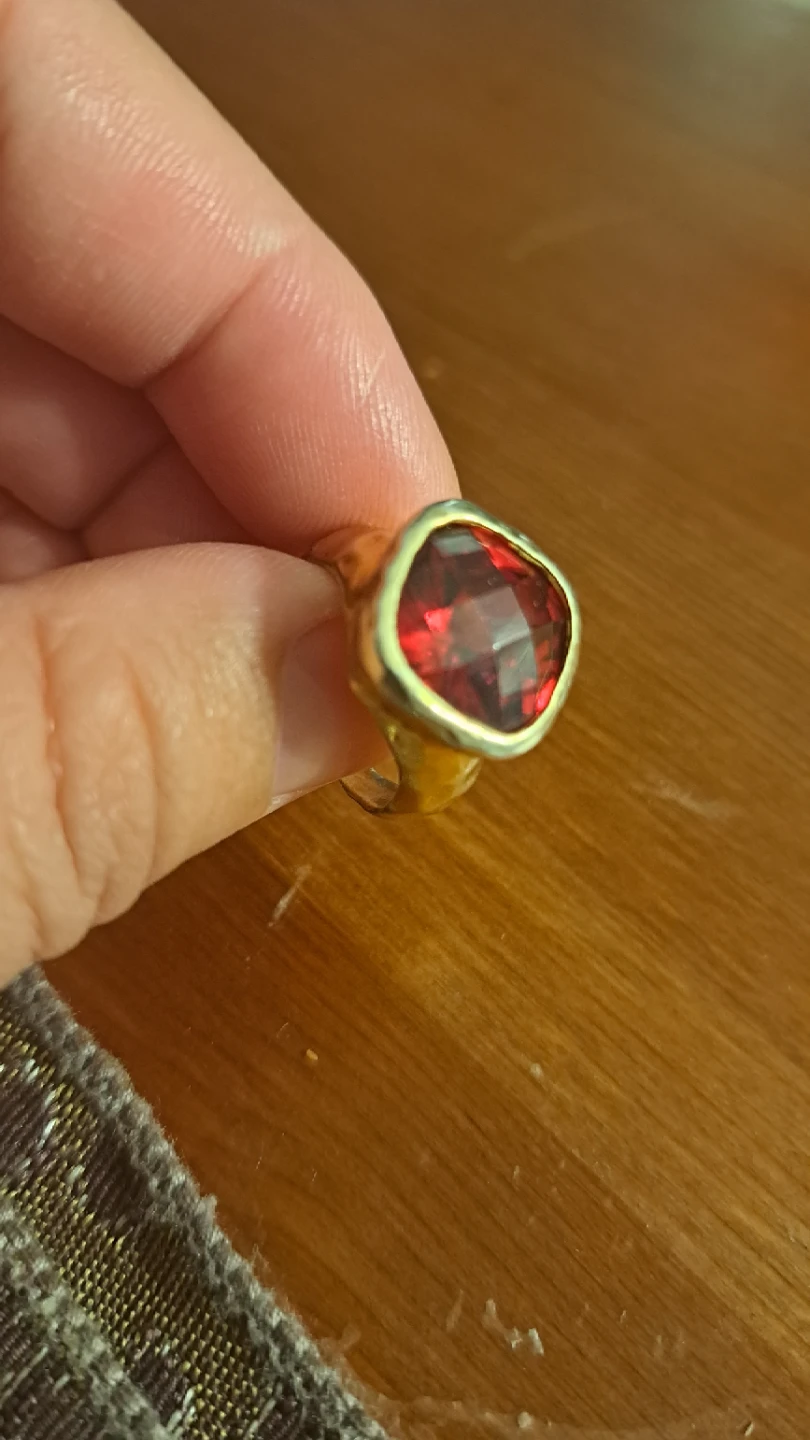 14K/925 Ring with Large Red Gemstone - photo 5