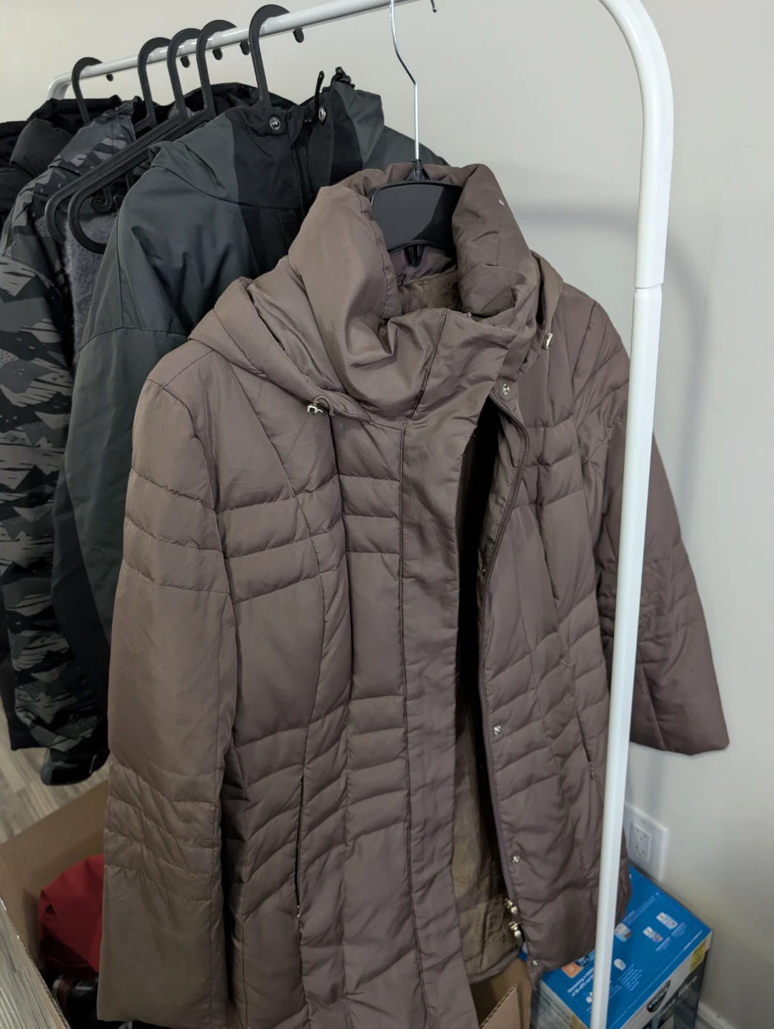 Calvin Klein Puffer Coat - Brown, Size US L - photo 3