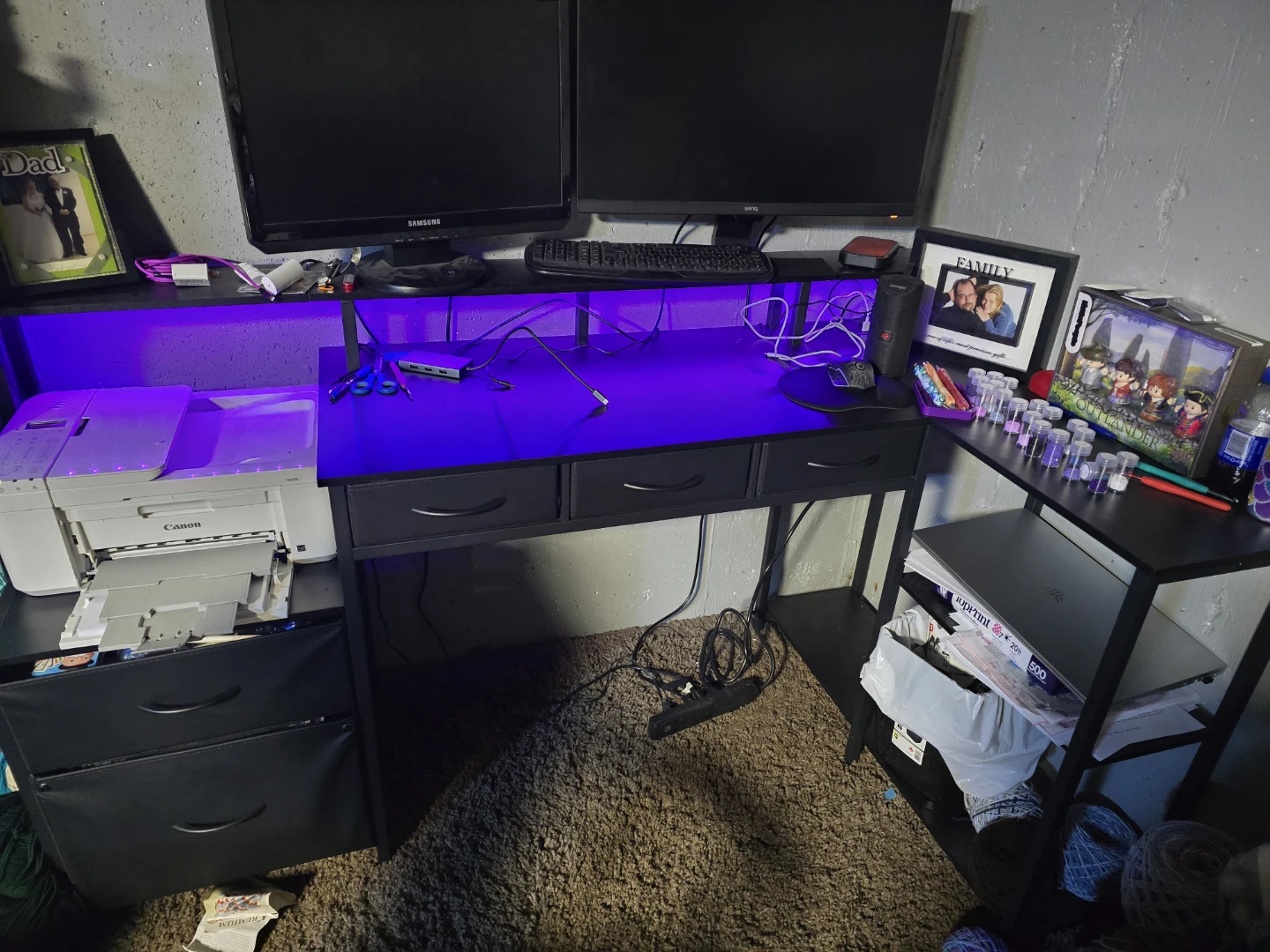 Computer desk
