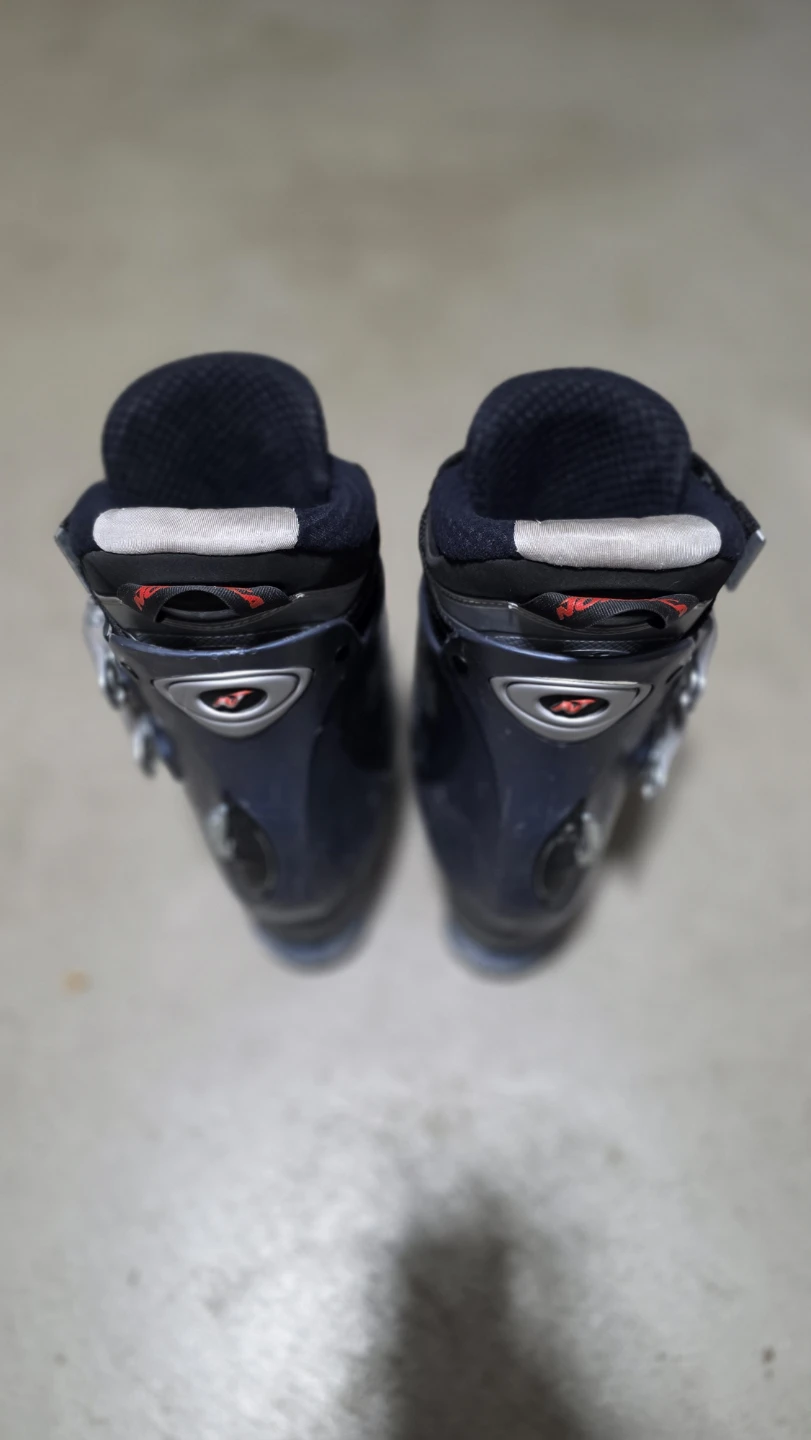 Nordica Ski Boots - Men's Size 270/275 - photo 5