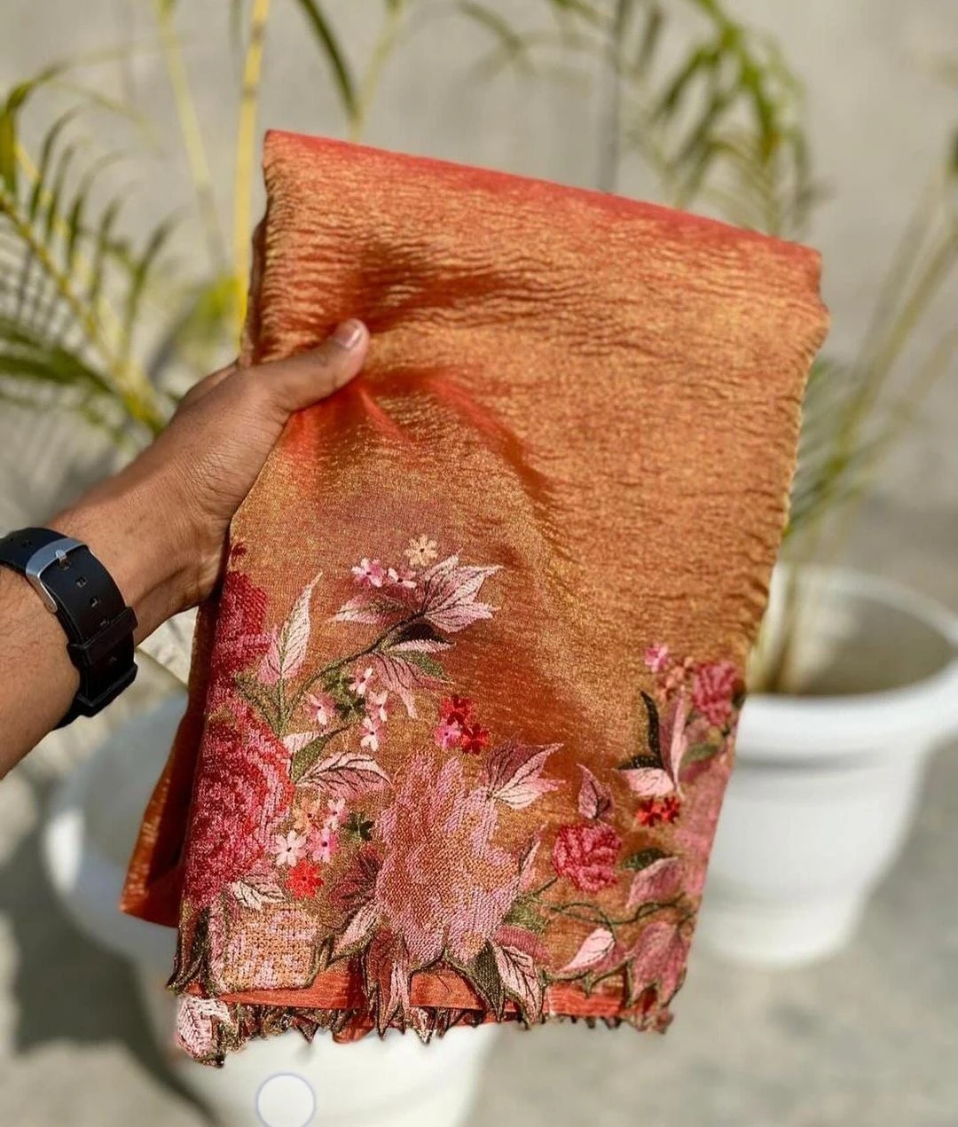 BANARASI TISSUE CUTWORK EMBROIDERY SAREE - photo 3