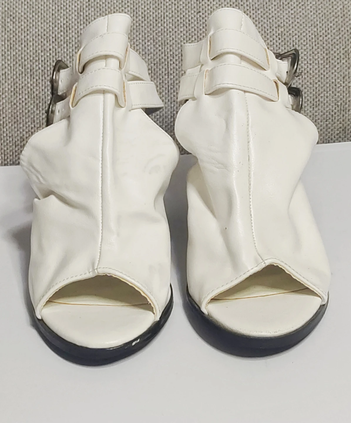 White "Revamped by Sirens" Heeled Booties - Size 8