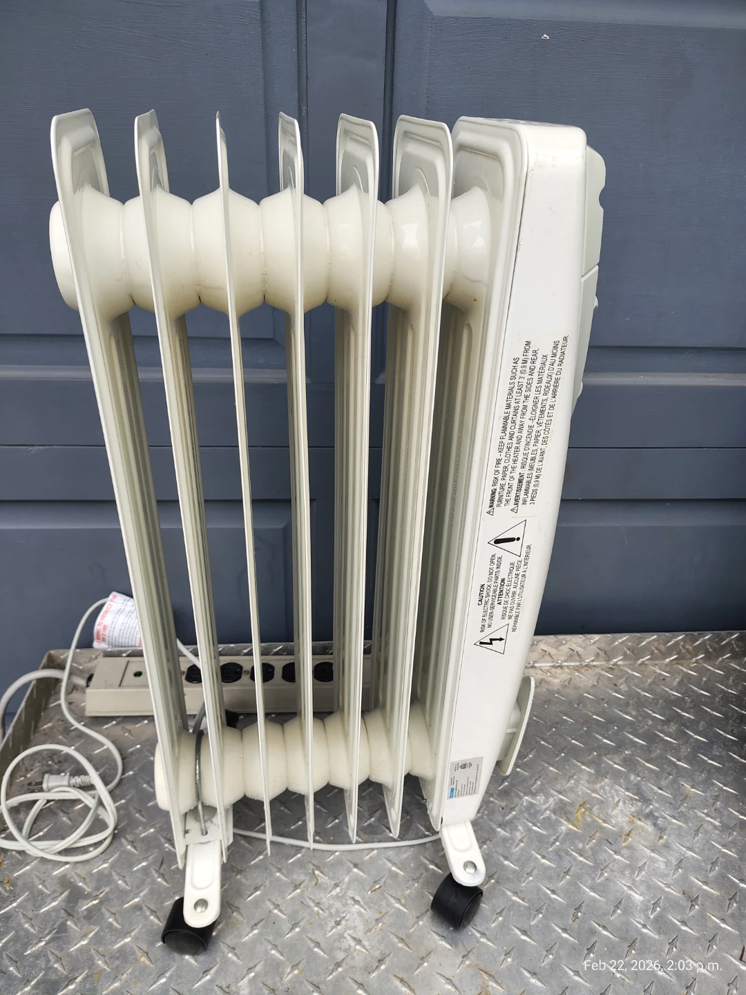 Modern Oil Radiant Space Heater 1500W - photo 2