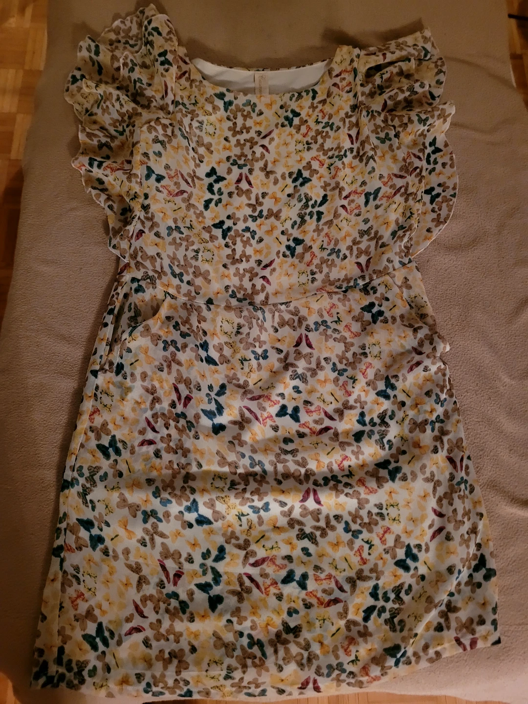 Floral Print Flutter Sleeve Dress🏆