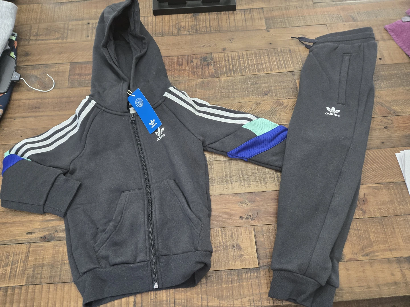 NEW WITH TAGS Adidas Kids Tracksuit Hoodie and Pants Set