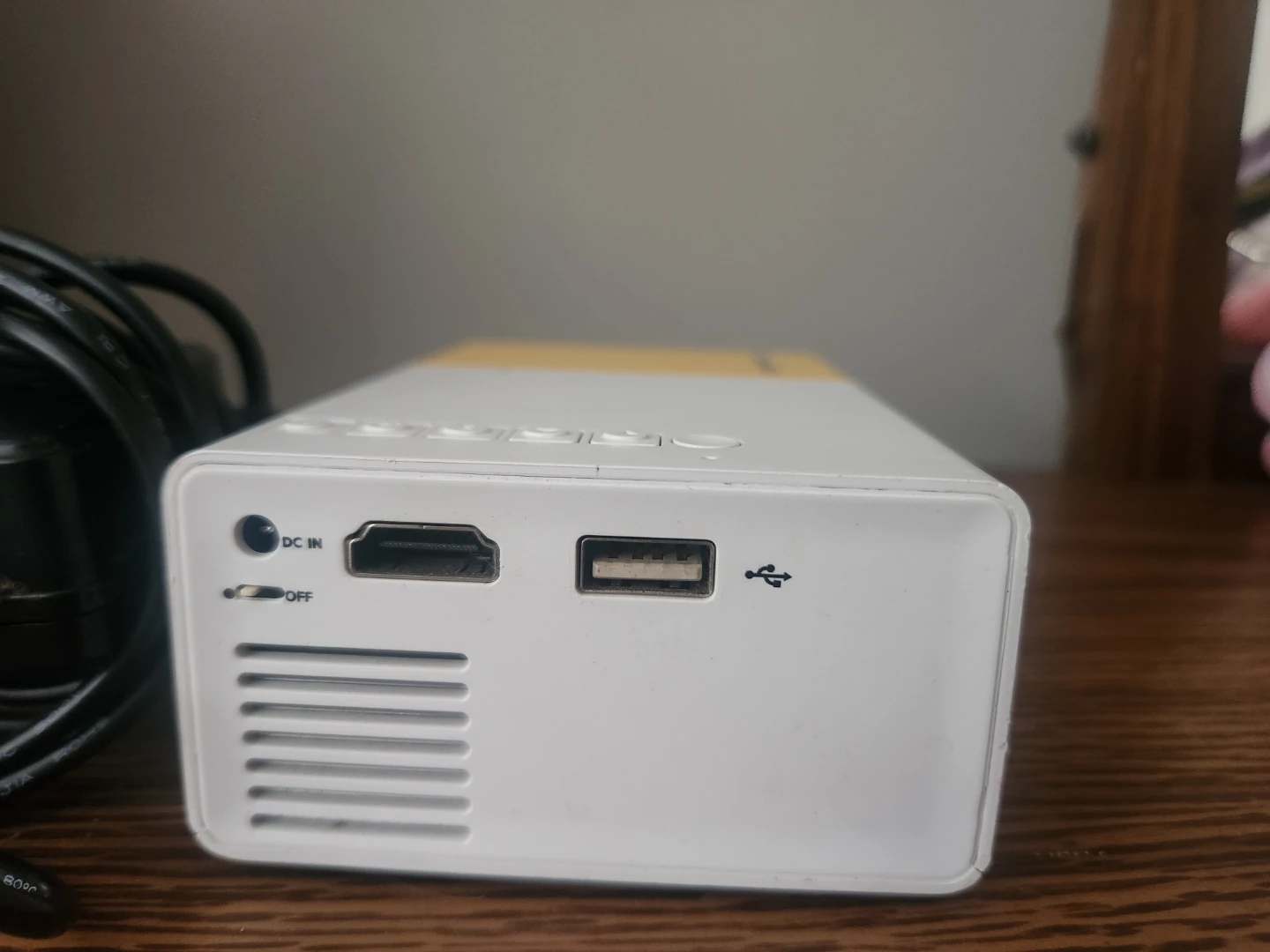 Excelvan Mini Projector with Power Adapter - photo 4