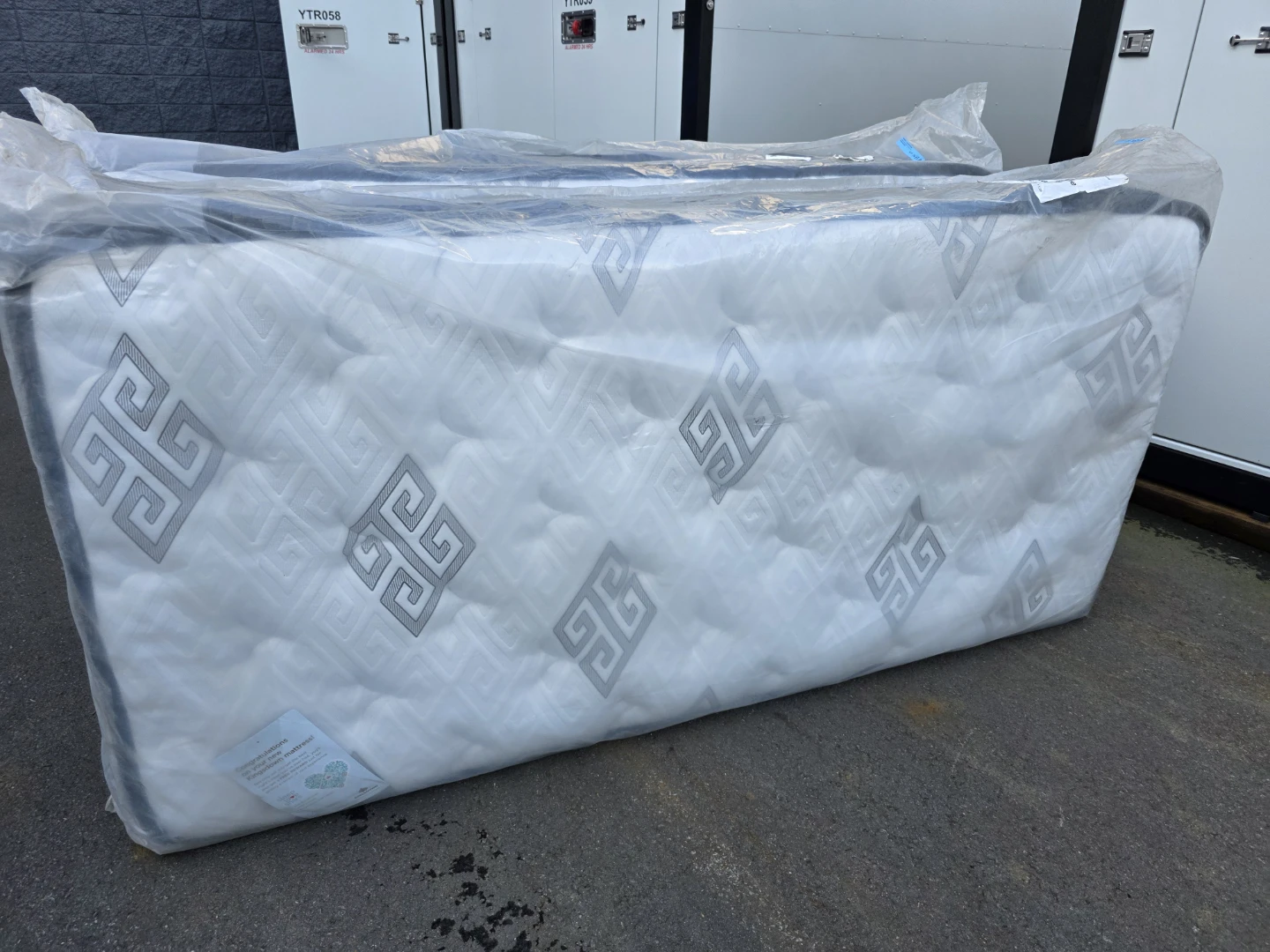 Kingsdown Twin XL Innerspring Euro Top Mattress