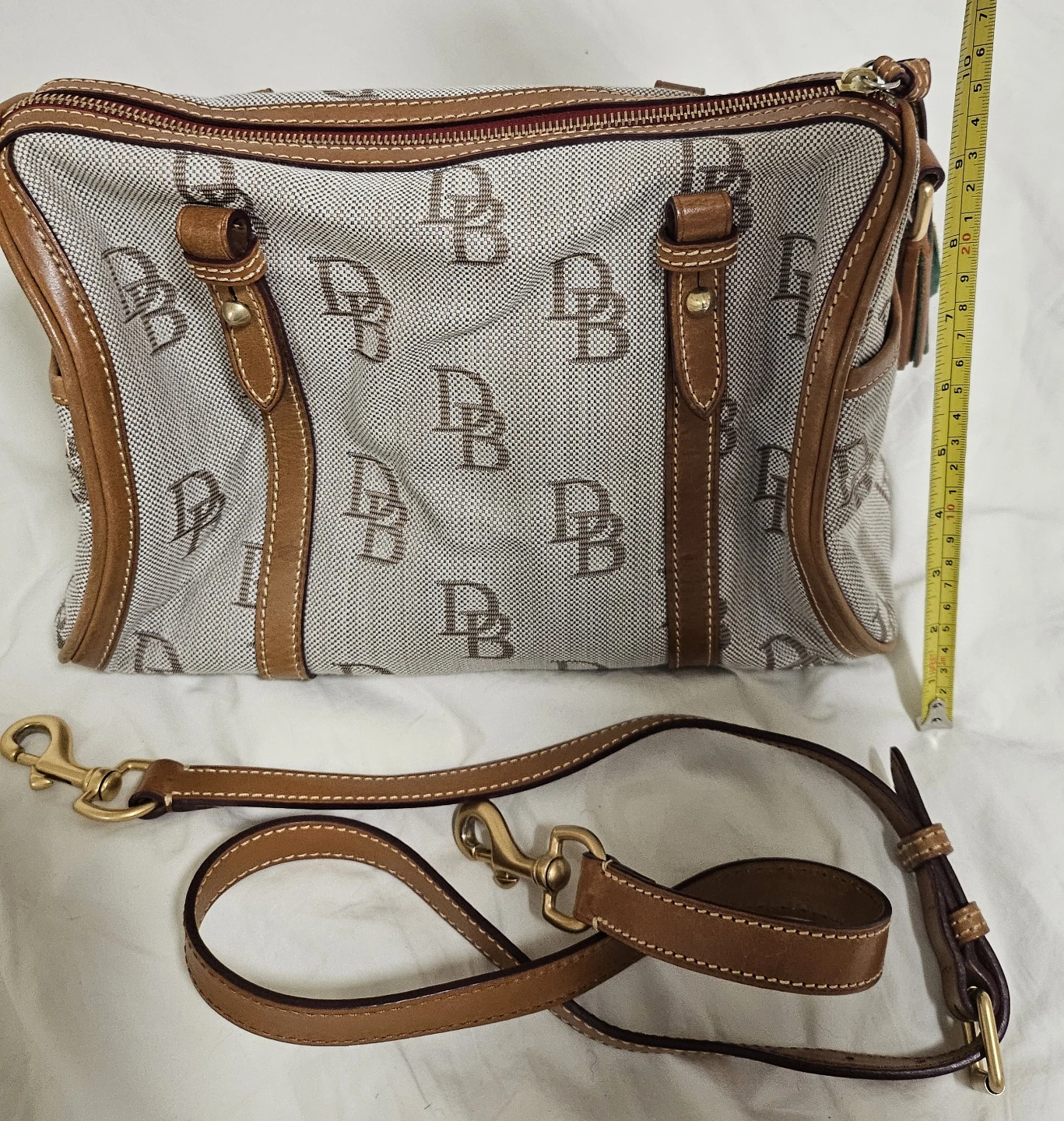 dooney and bourke bag - photo 4
