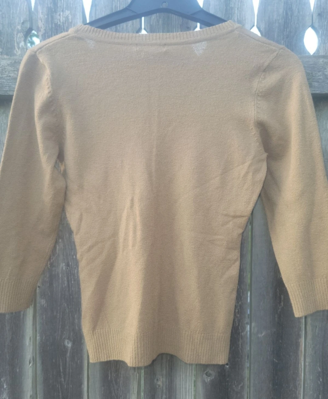 H&M Women's Camel V-Neck 3/4 Sleeve Sweater Size S - photo 2