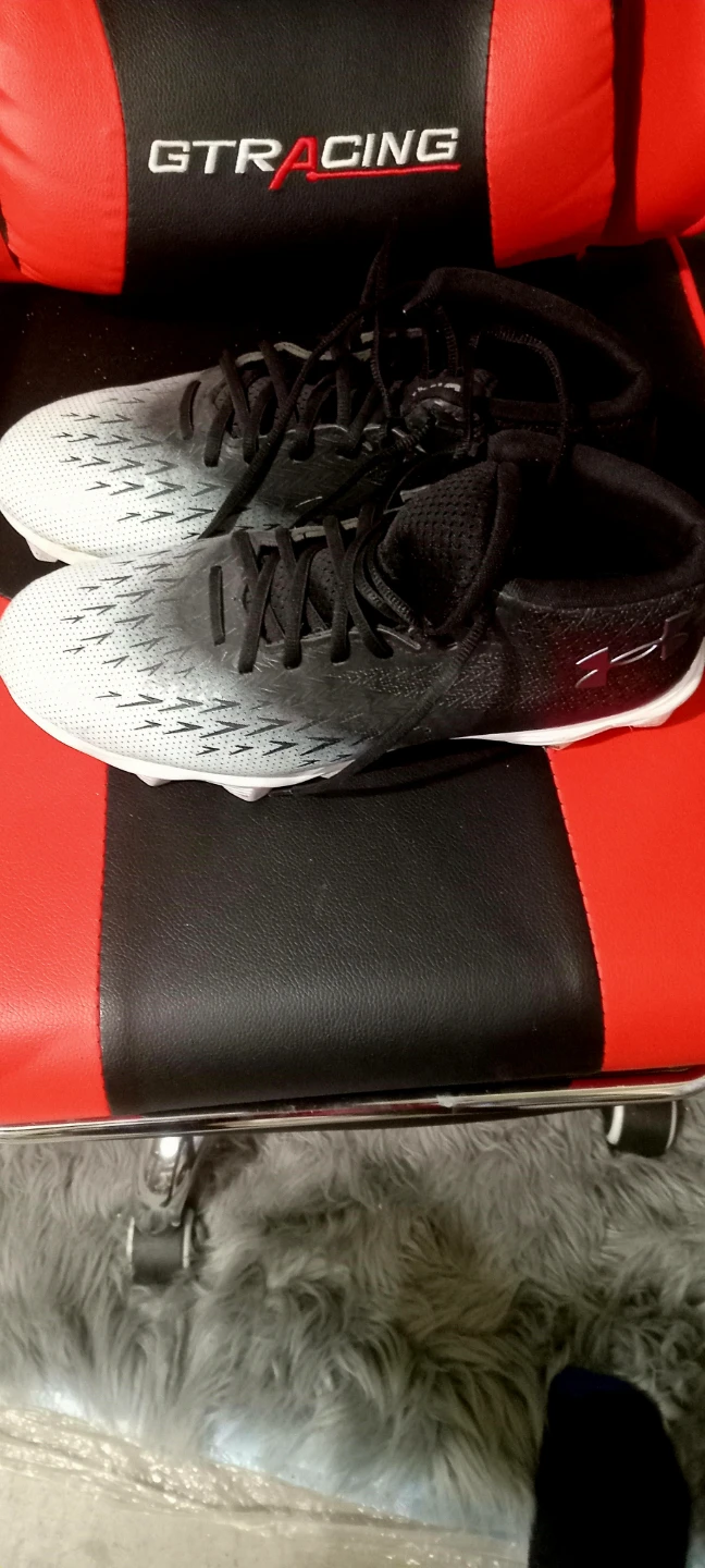 Under Armour Football Cleats - photo 2