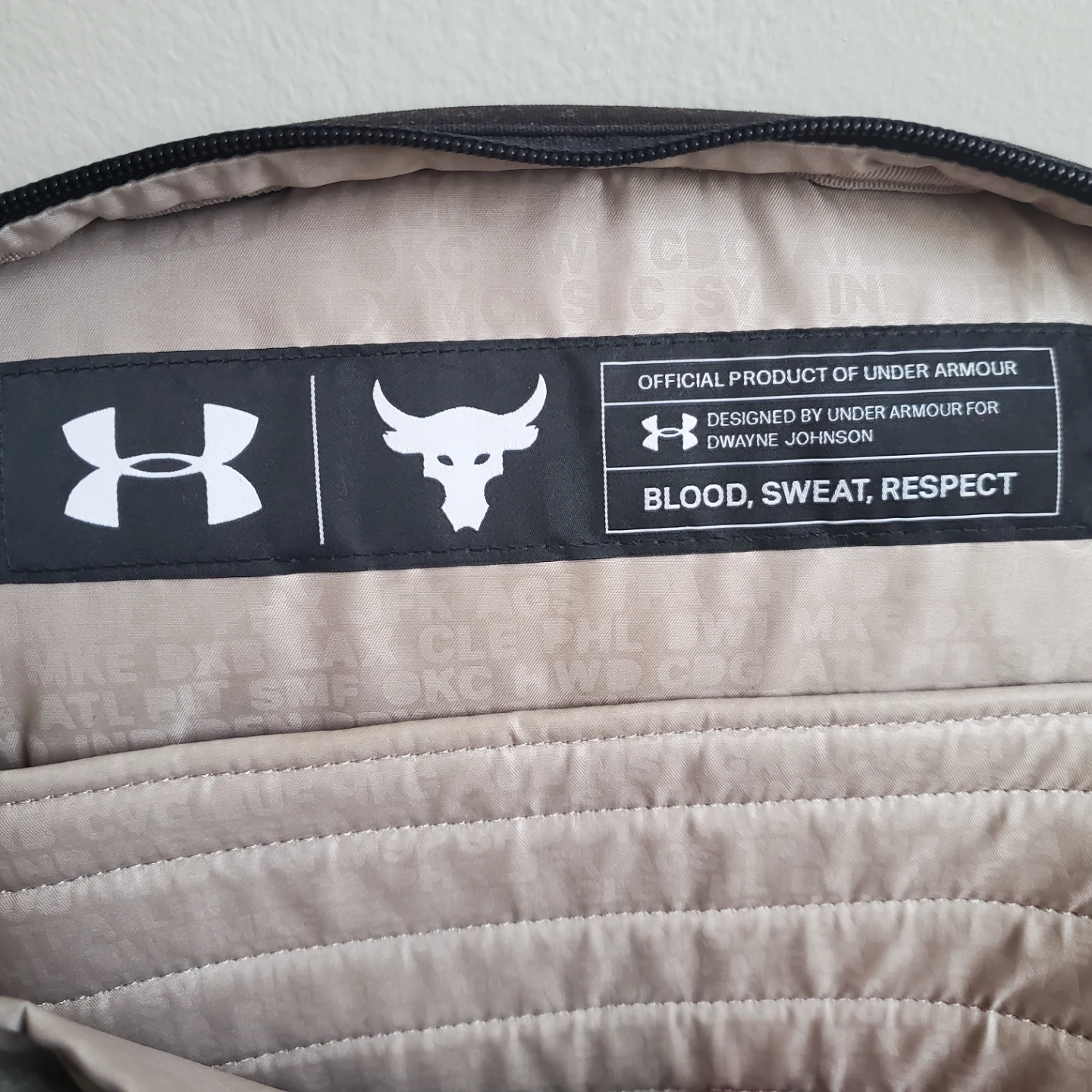 Under Armour  Backpack 🥕 - photo 2