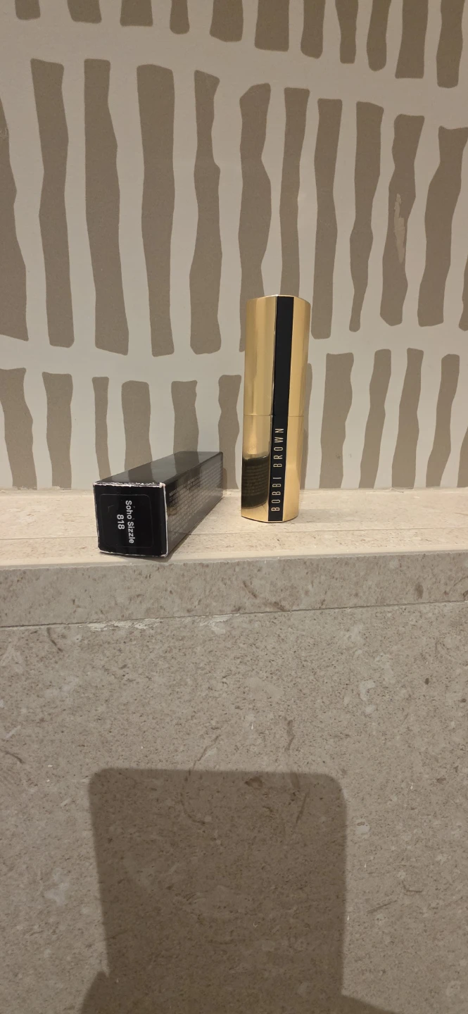 Bobbi Brown Luxe Lipstick - Soho sizzle 818 - photo 3
