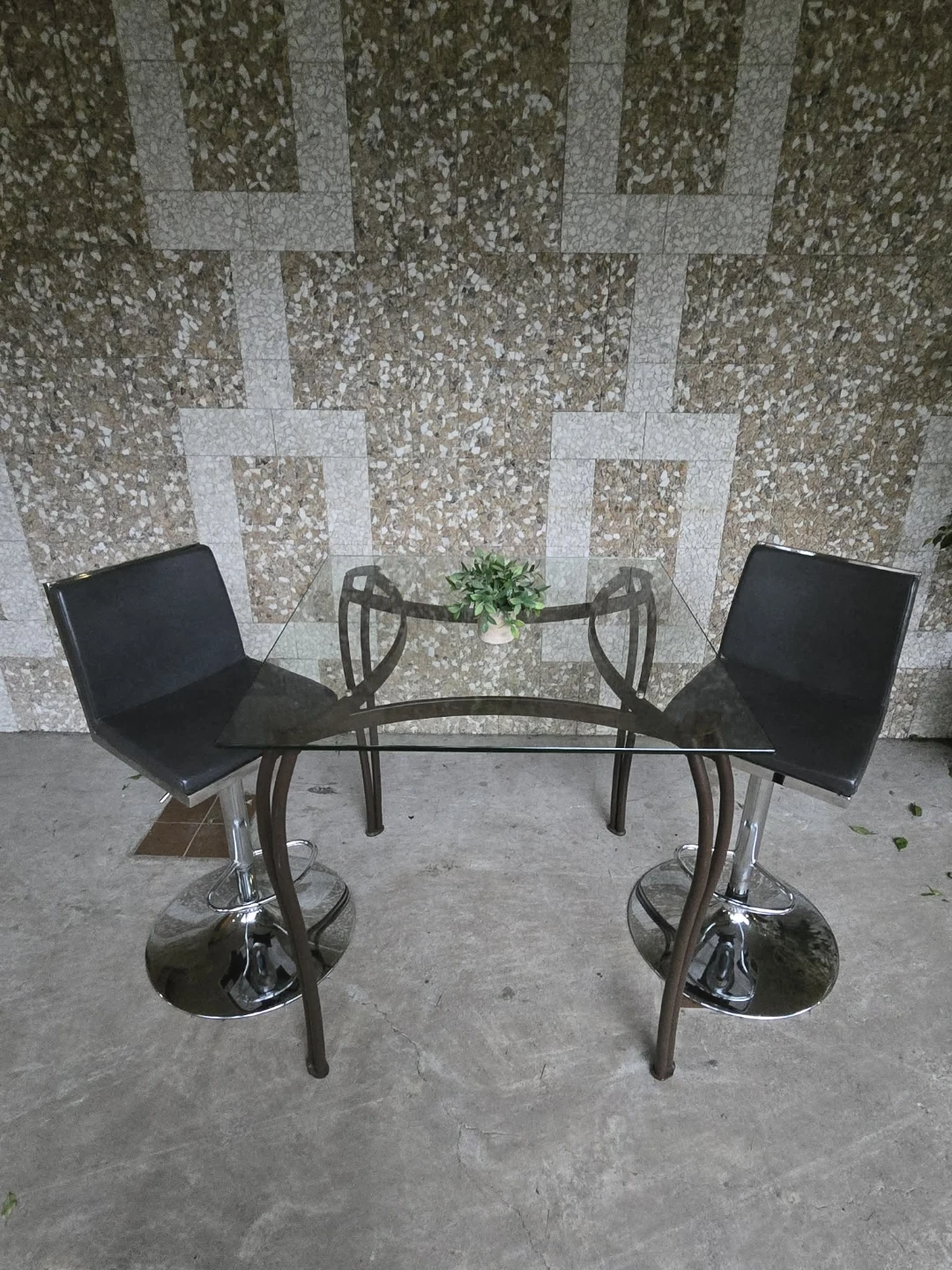 Modern Glass Top Bar/Pub Table Set with 2 Swivel Bar Stools - photo 2