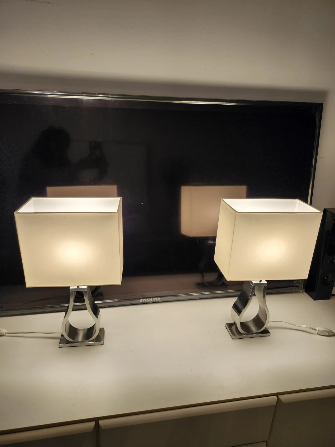 Set of 2 Modern Table Lamps