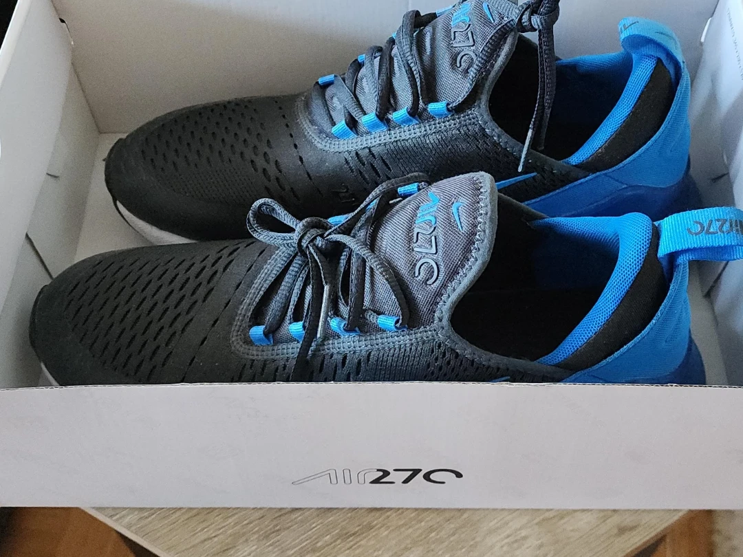 Nike Air Max 270 Men's Running Shoes
