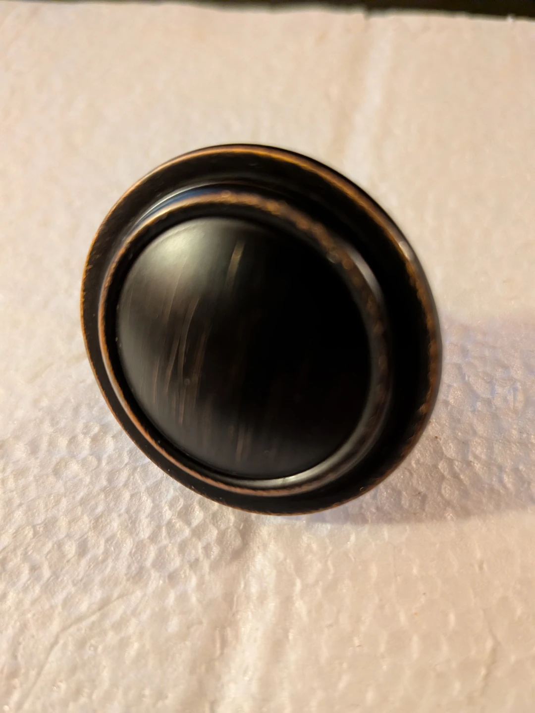 Cabinet knobs