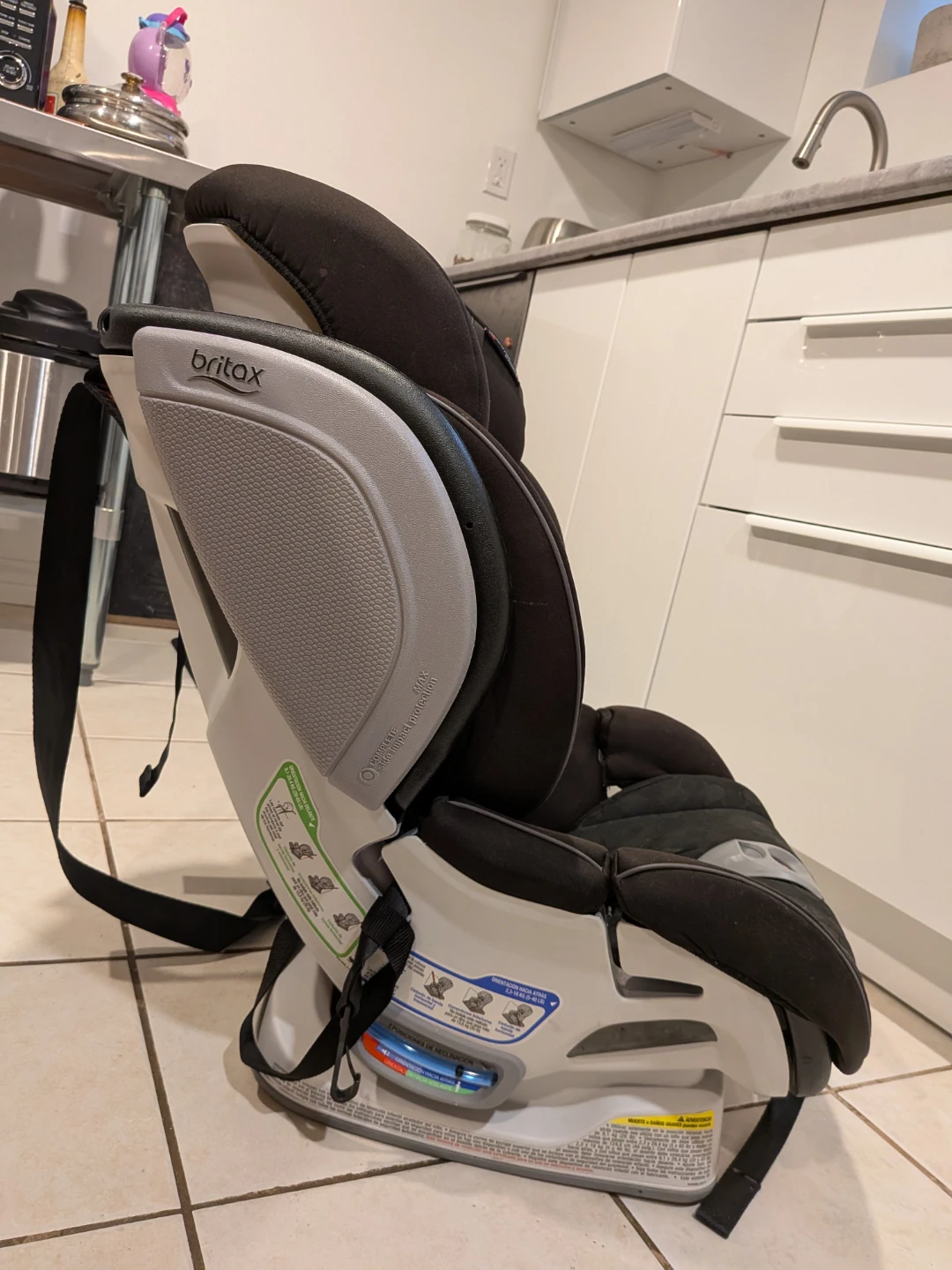 Britax Car Seat - photo 2