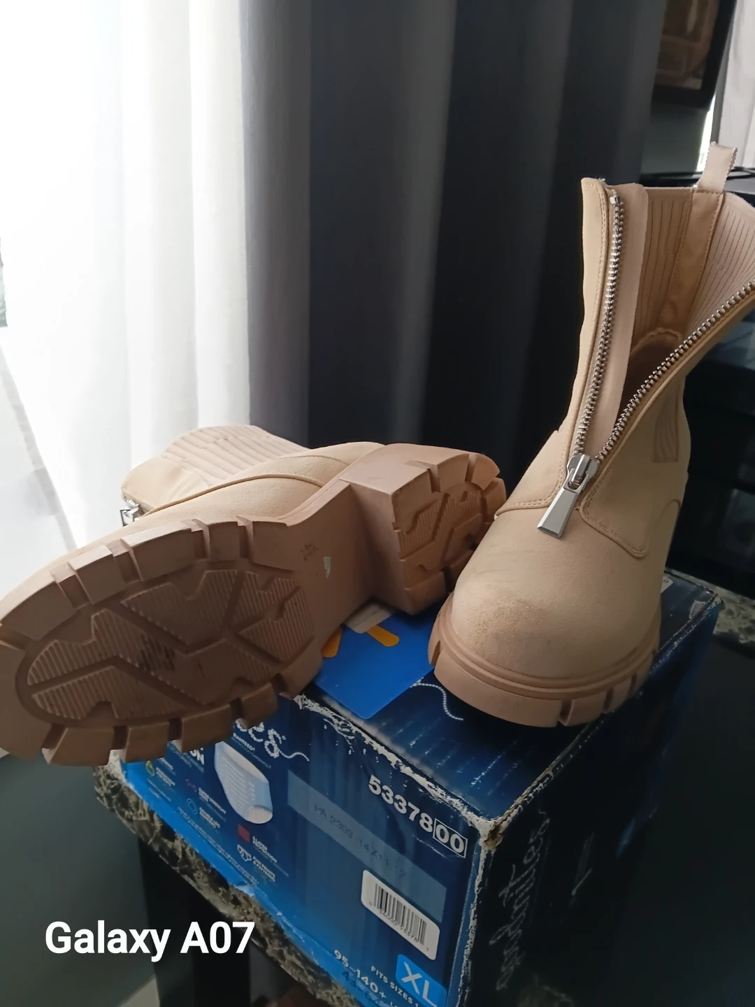 Women's Tan Zip-Front Ankle Boots - photo 3