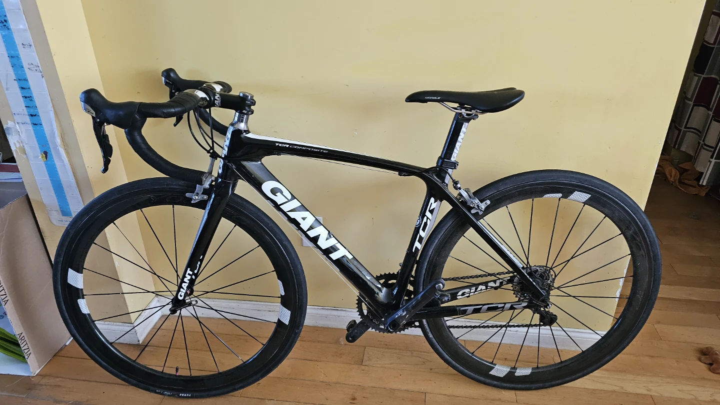 Giant TCR Composite Road Bike