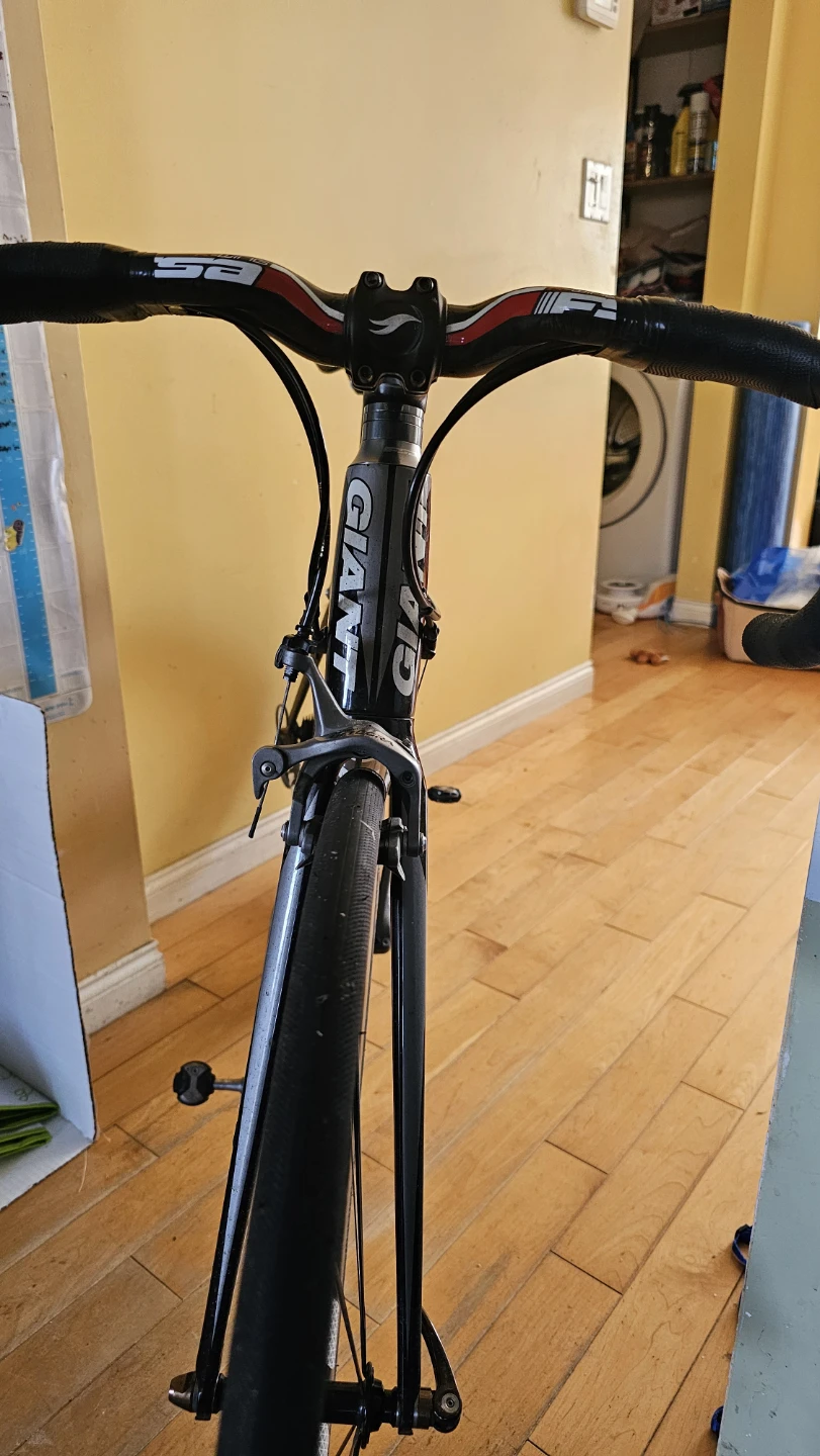 Giant TCR Composite Road Bike - photo 2