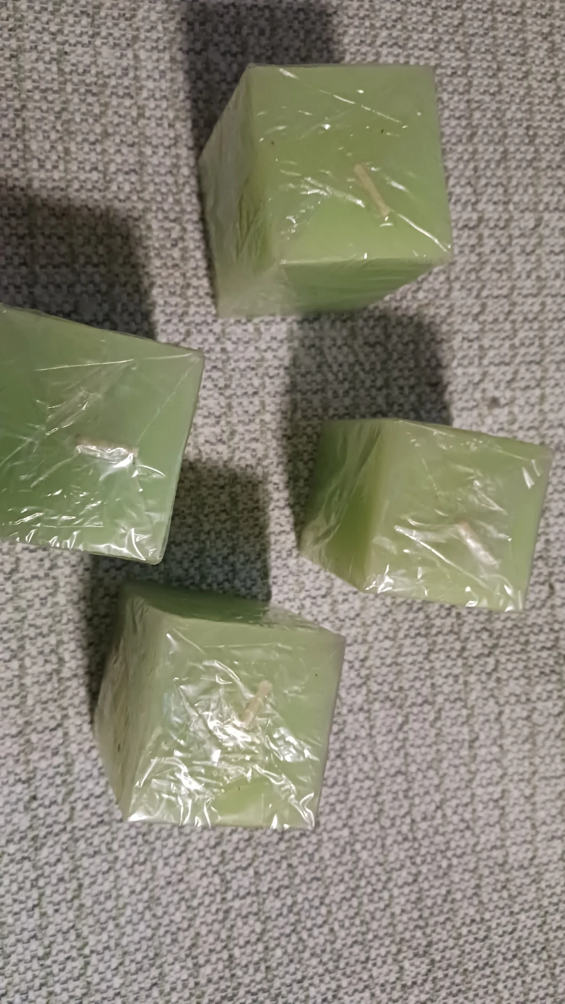 Set of 4 Green Candles