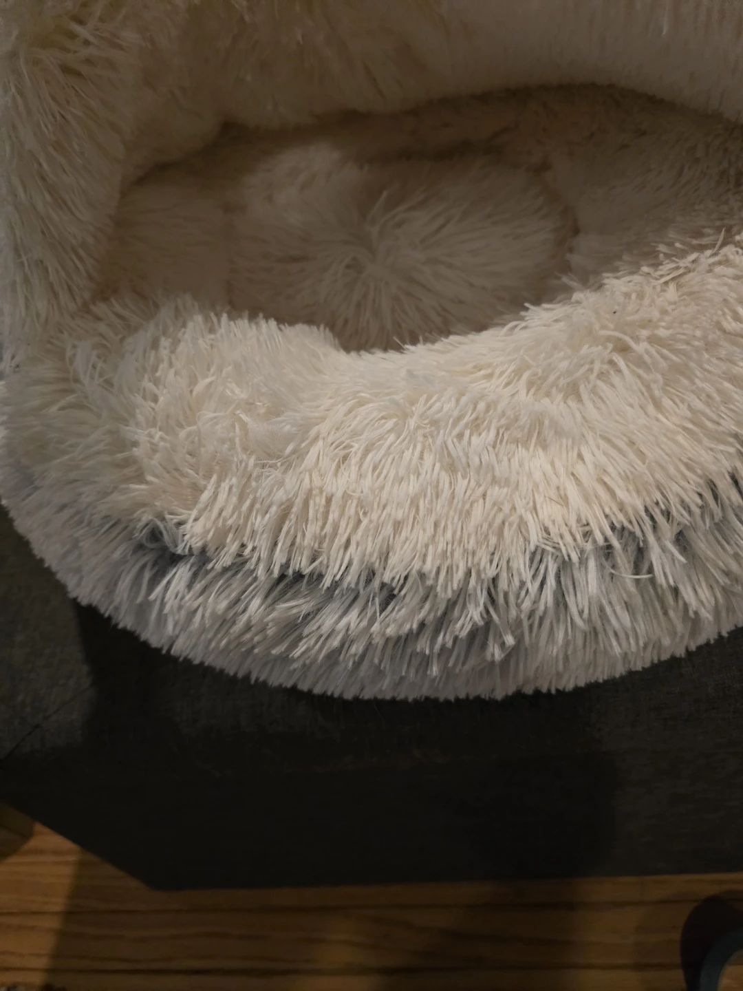 Plush Round Pet Bed like a cave. - photo 4