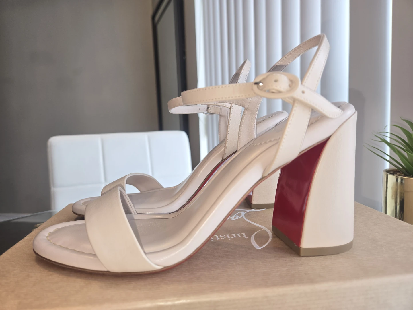 Christian Louboutin Miss Jane Sandal 38.5