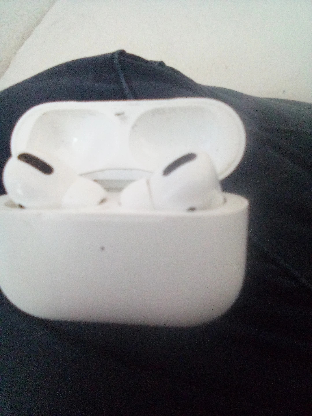Apple AirPods Pro ( 3rd gen) - photo 3