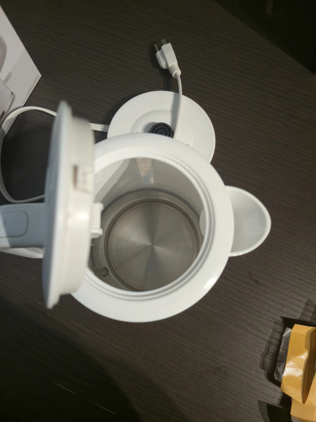 Toastmaster Electric Kettle - White - photo 3