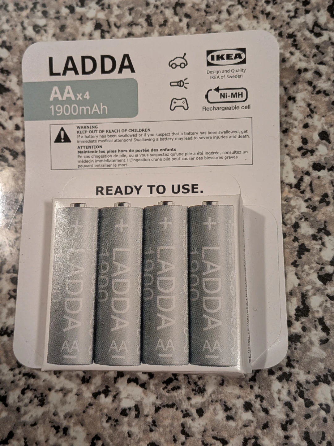 Brand New Battery Charger + 4 AA + 4 AAA batteries - photo 4