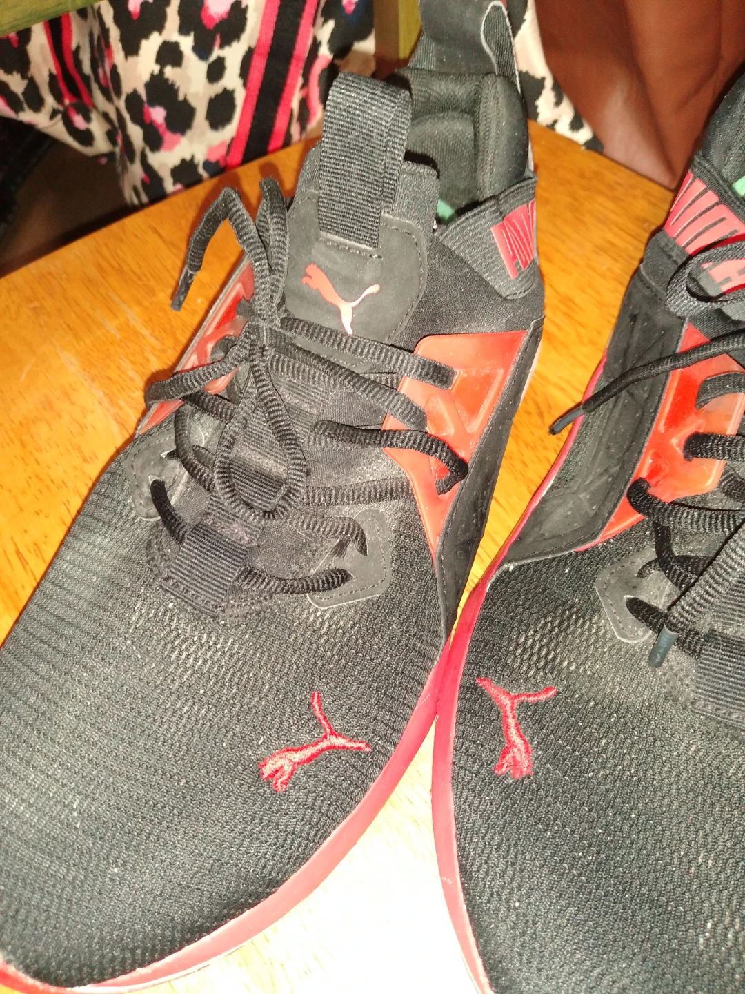 Men's puma shoes black and red - photo 3