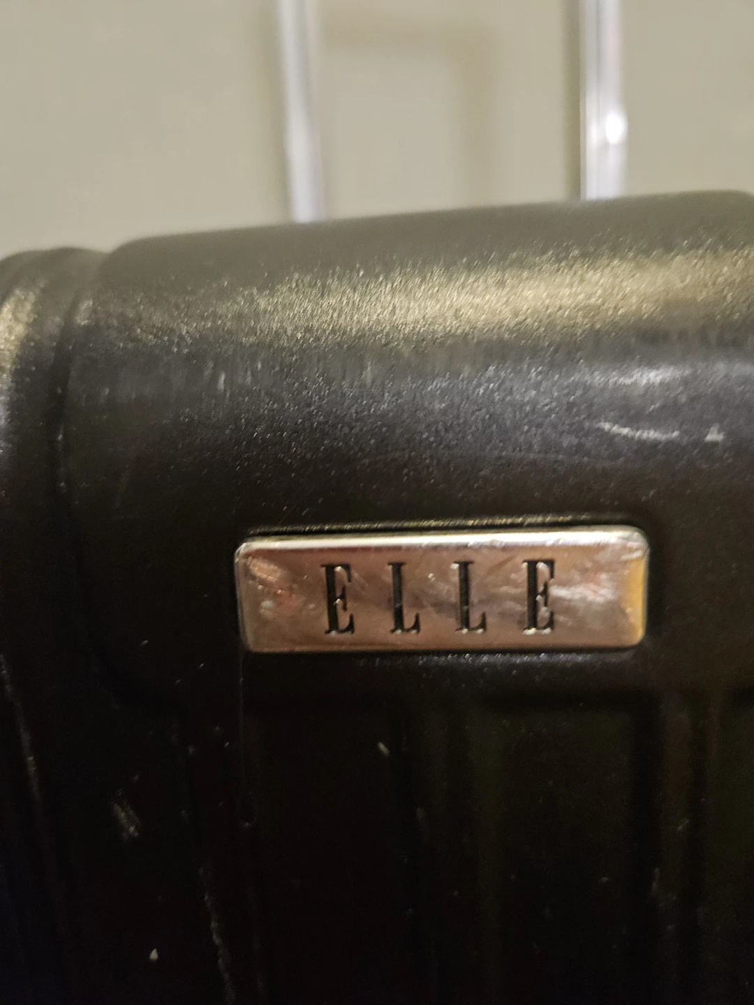 ELLE Black Hardside Expandable Spinner Luggage - photo 2
