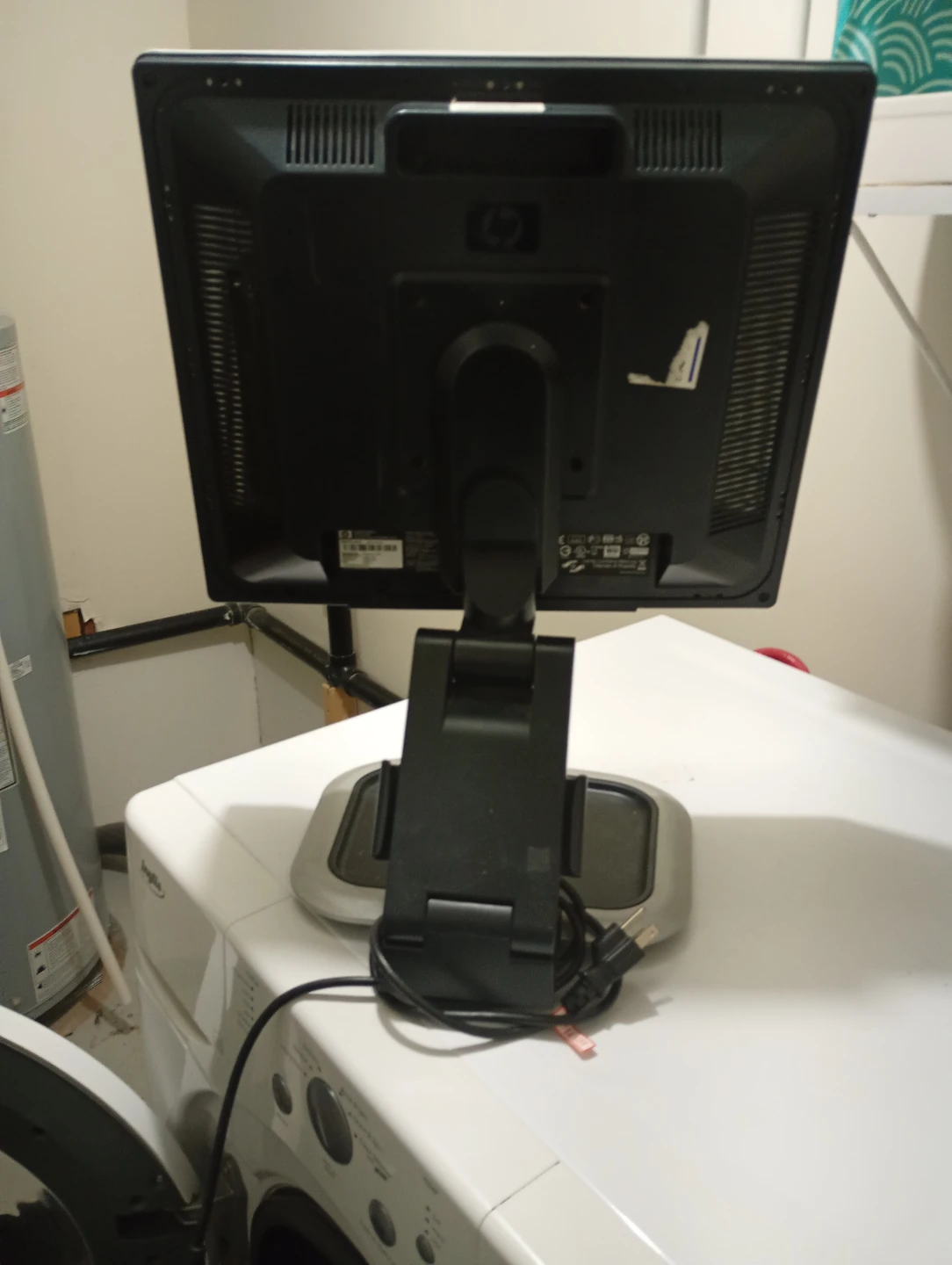 HP LE1901w 19" LCD Monitor - photo 2