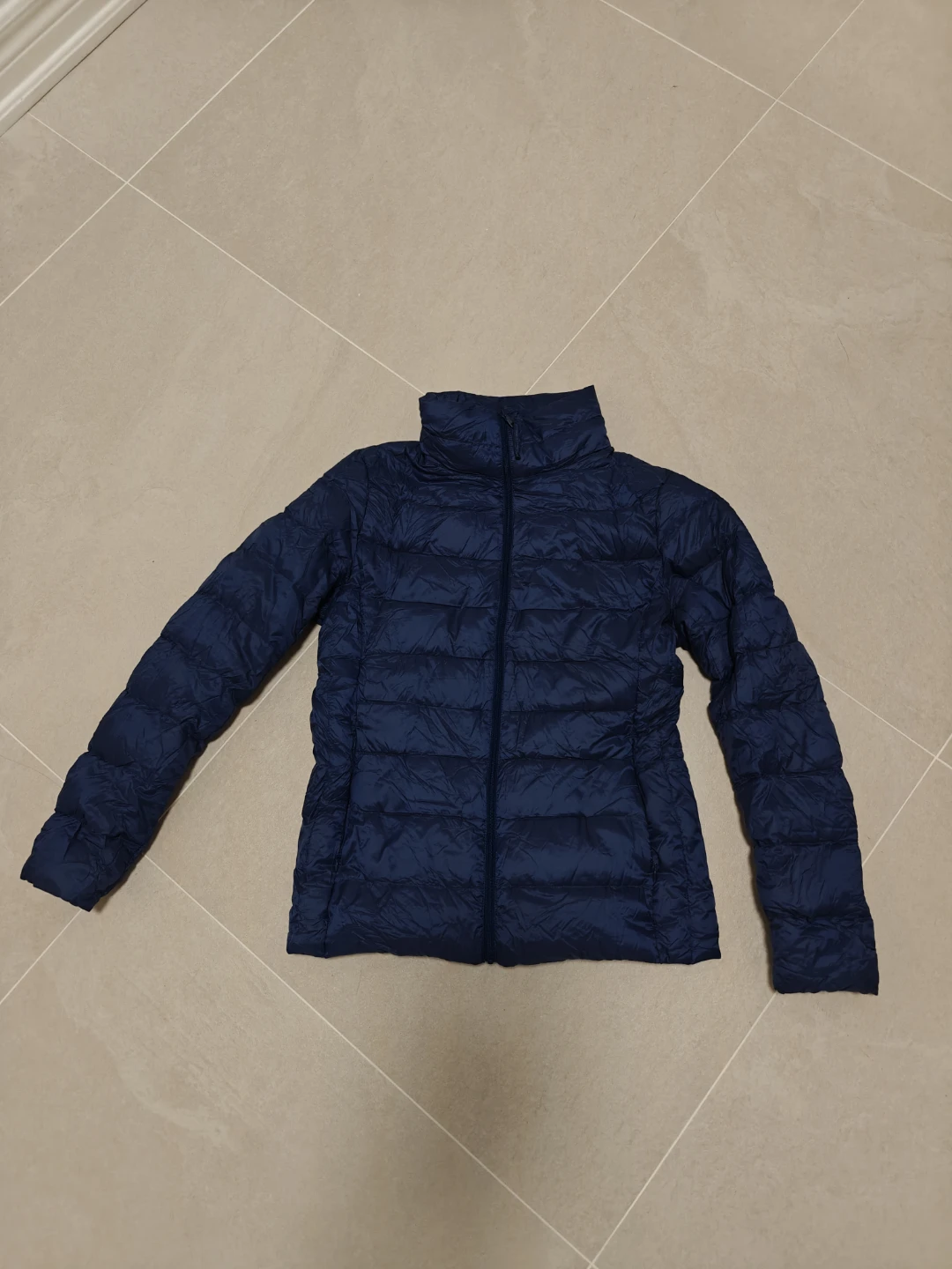 Uniqlo Ultra Light Down Jacket Size M 🥕