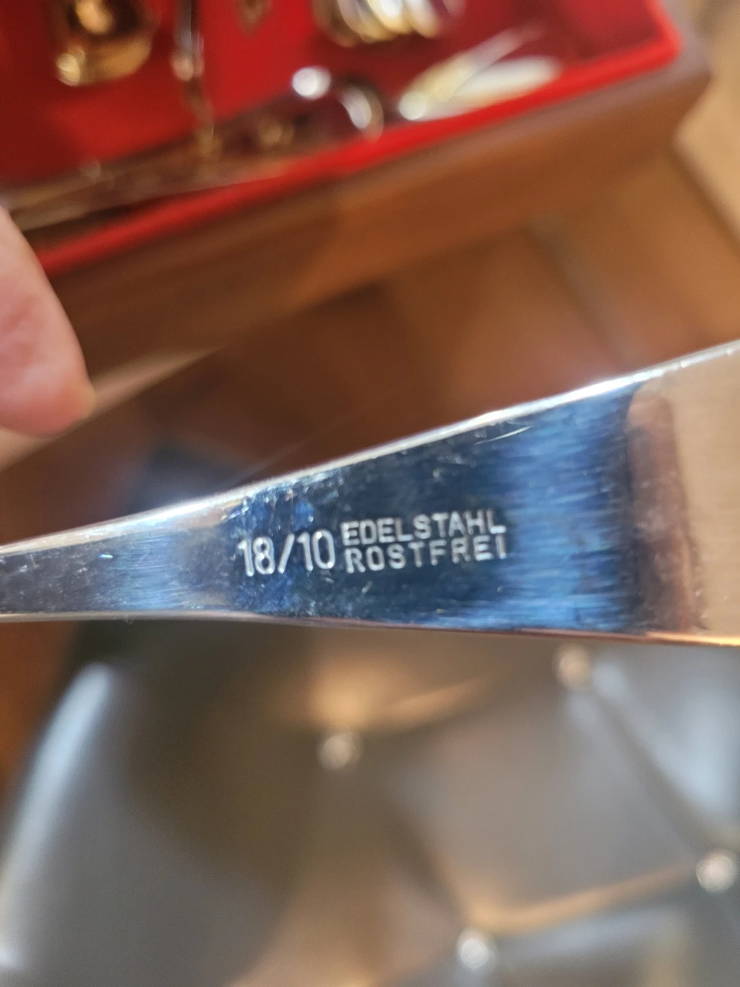 18/10 Stainless Steel Cutlery Set in Case - photo 2