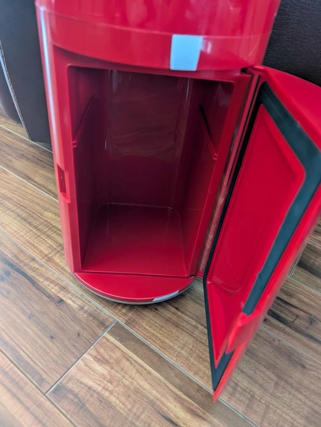 Coca-Cola Can Mini Fridge Koolatron - photo 2
