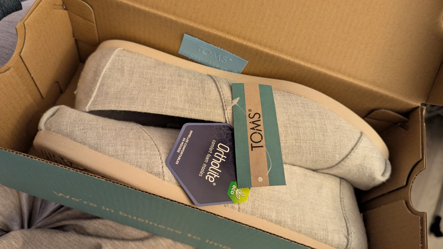 NEW!! TOMS Women's Alpargata Slip-On Shoes - Size 7.5