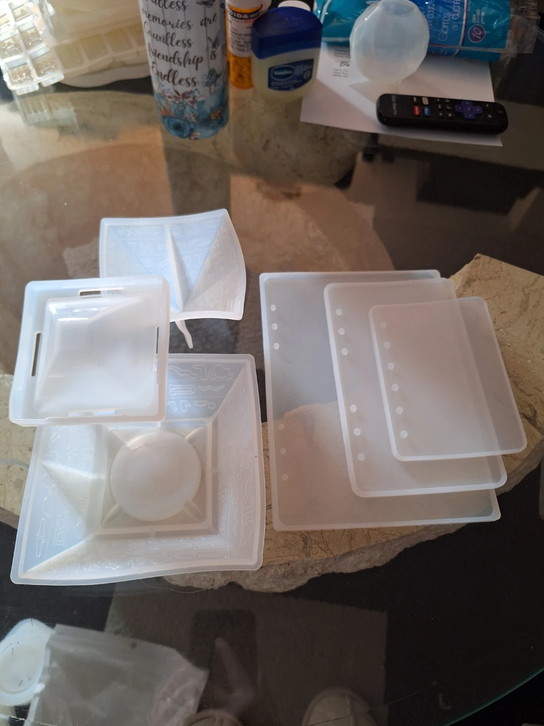OVER 40 SILICONE MOLDS. - photo 2
