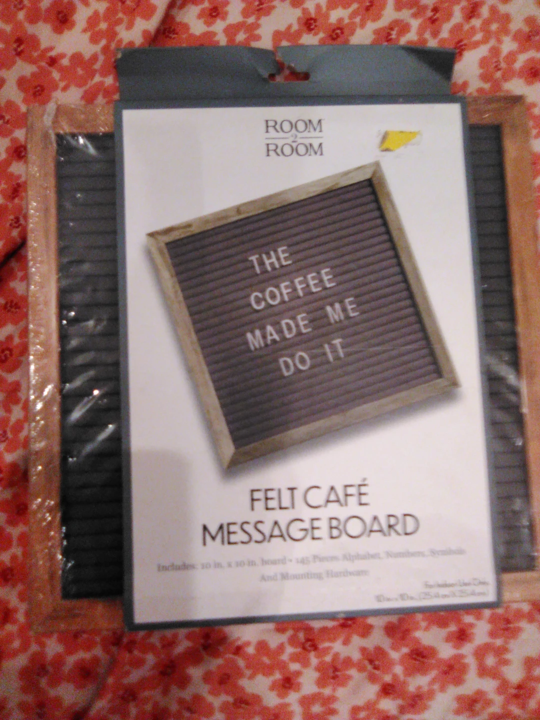 Room & Room Felt Cafe Message Board