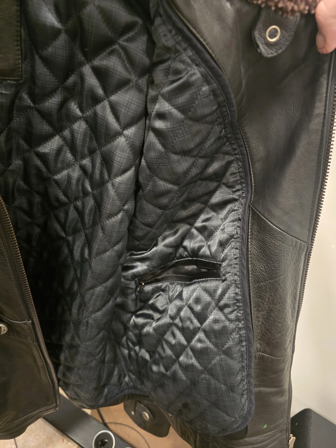 New Men's Leather Bomber Jacket - photo 3