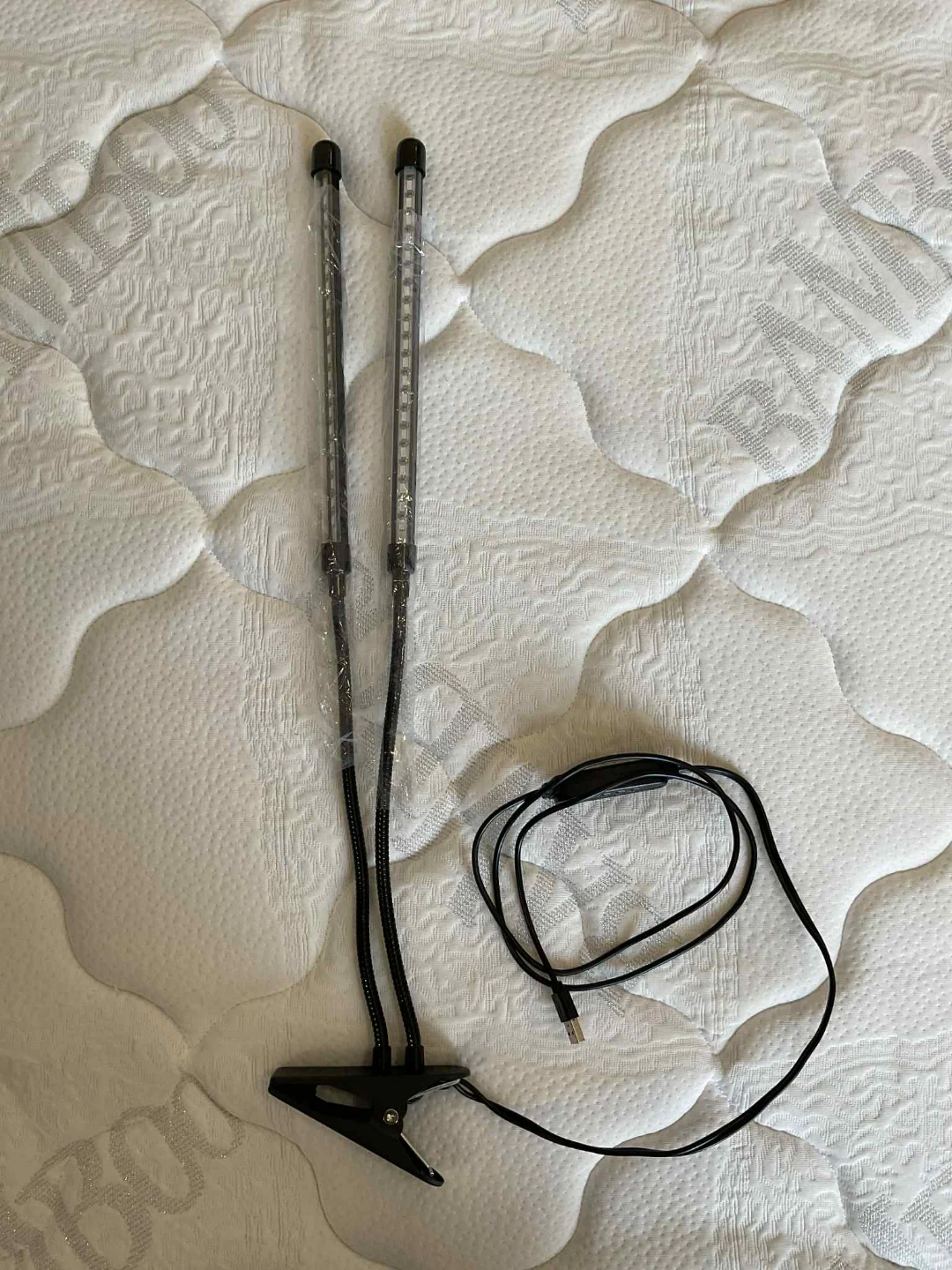 Clip-on Grow Light with 2 Heads 🧡 - photo 4